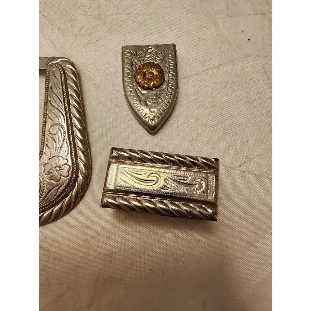 #7639 Belt Buckle Loop hoop tip silver tone southwest western